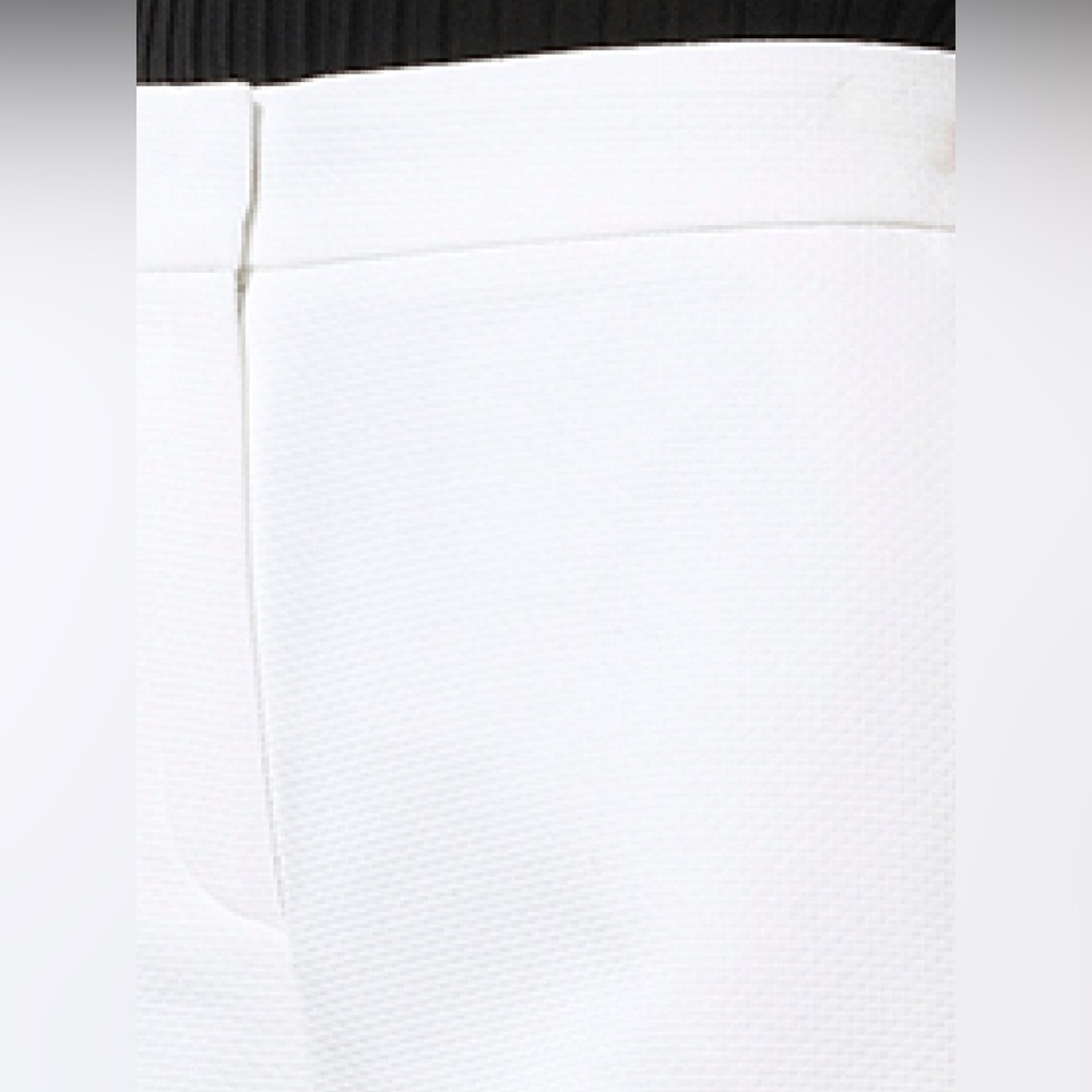 Emilio Pucci Shorts In White/Black - Picture 5 of 13